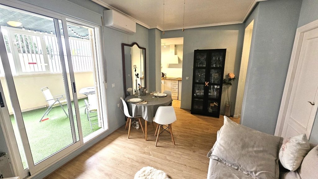 Apartment à Torrevieja, Alicante, Espagne 1 chambre, 50 m2 No. 183578