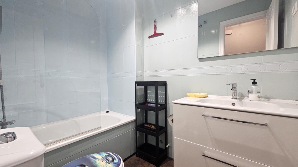 Apartment à Torrevieja, Alicante, Espagne 1 chambre, 50 m2 No. 183578
