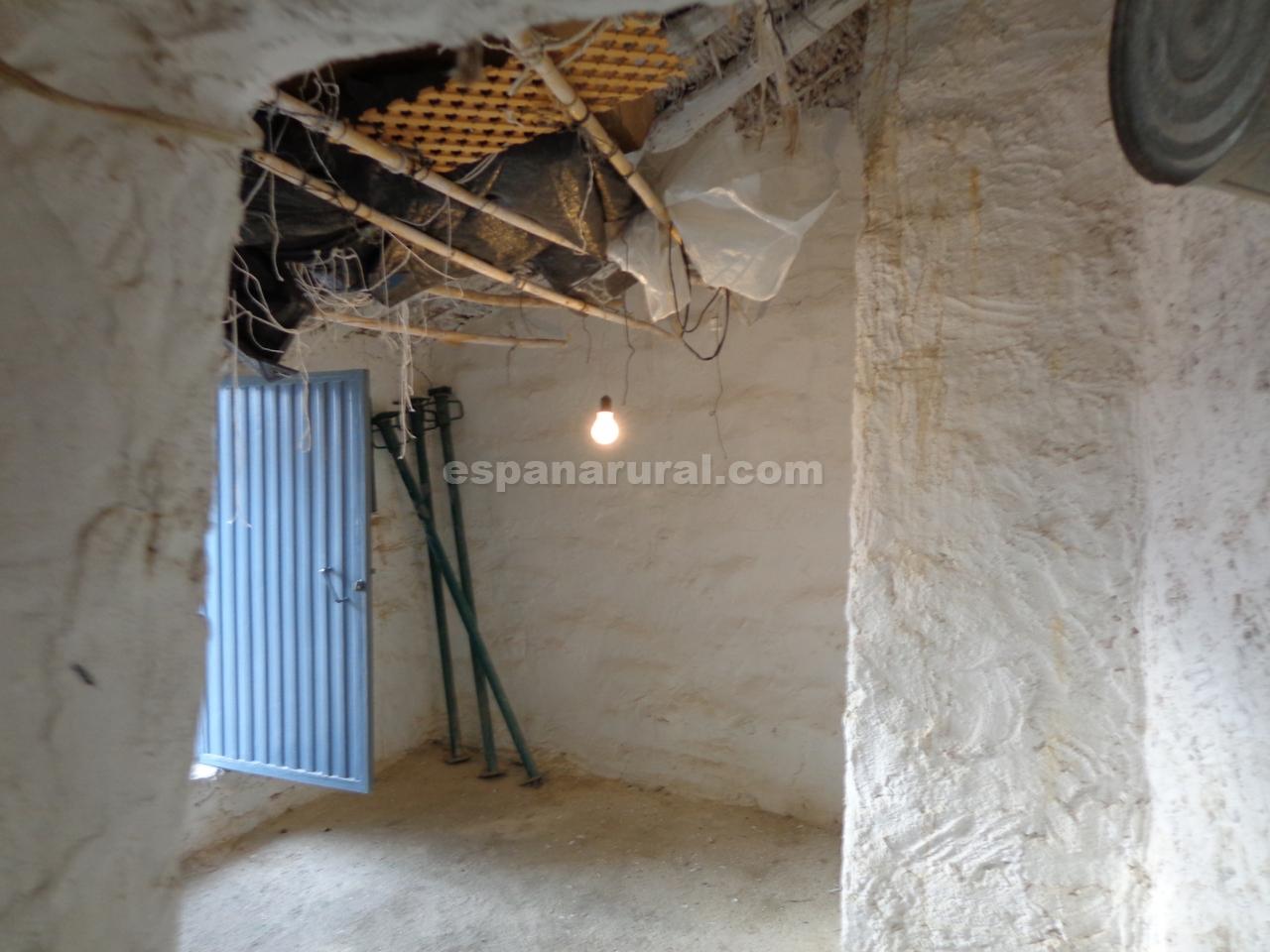 Townhouse in Caniles, Granada, Spain 4 bedrooms,  No. 184101
