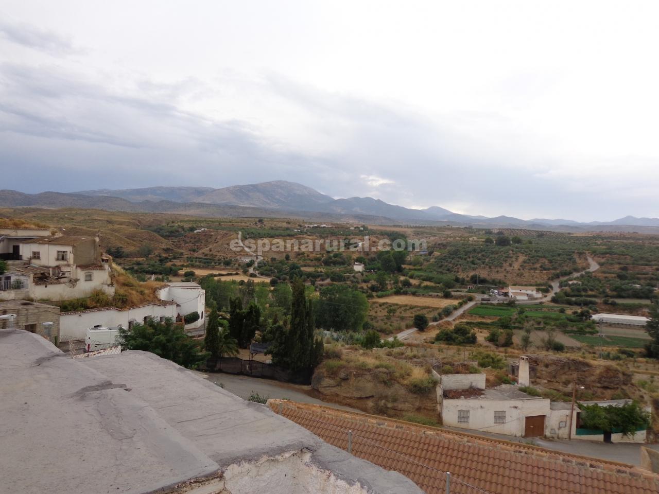 Townhouse in Caniles, Granada, Spain 4 bedrooms,  No. 184101