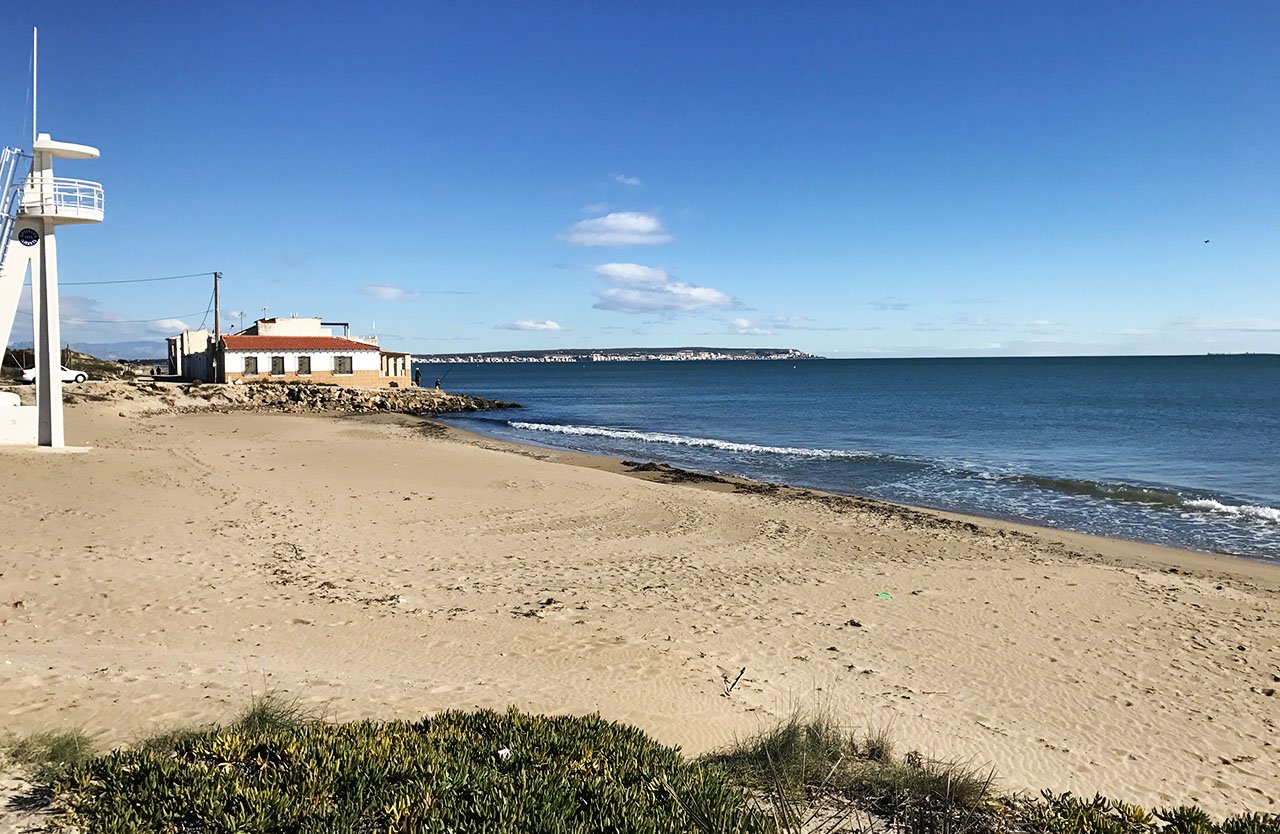 Talo La Marina, Alicante, Espanja 3 makuuhuonetta, 212 m2 No. 101636