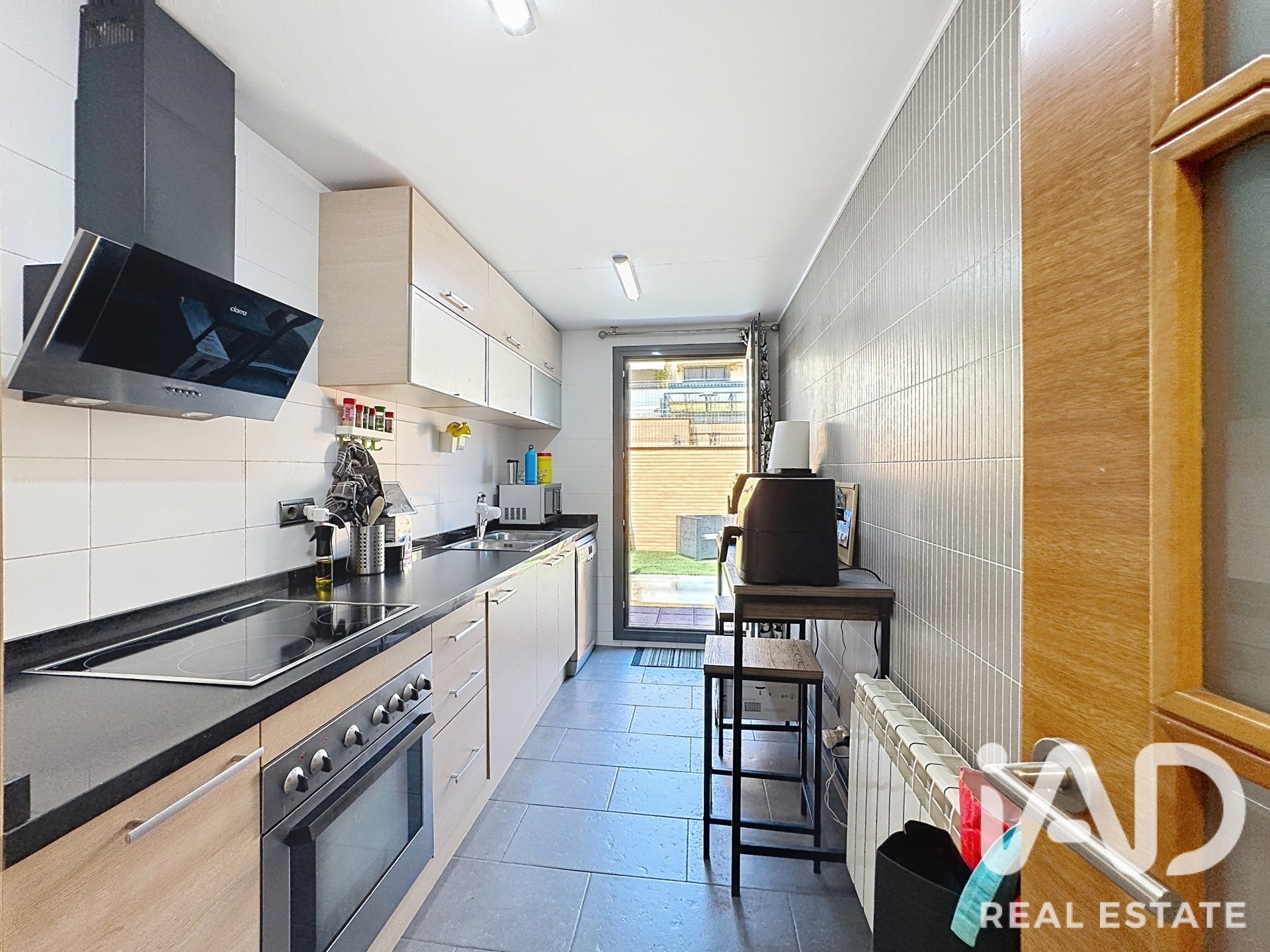 Kamienica w Vilafranca Del Penedes, Barcelona, Hiszpania 3 sypialnie, 191 mkw. nr 192083