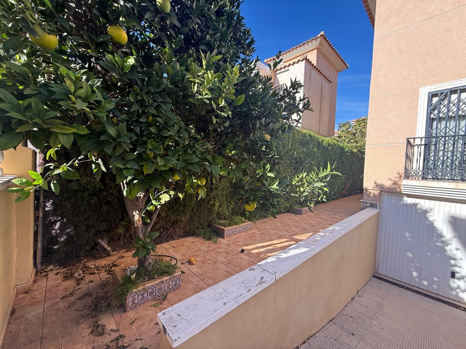 Huvila La Florida, Alicante, Espanja 3 makuuhuonetta, 200 m2 No. 139920