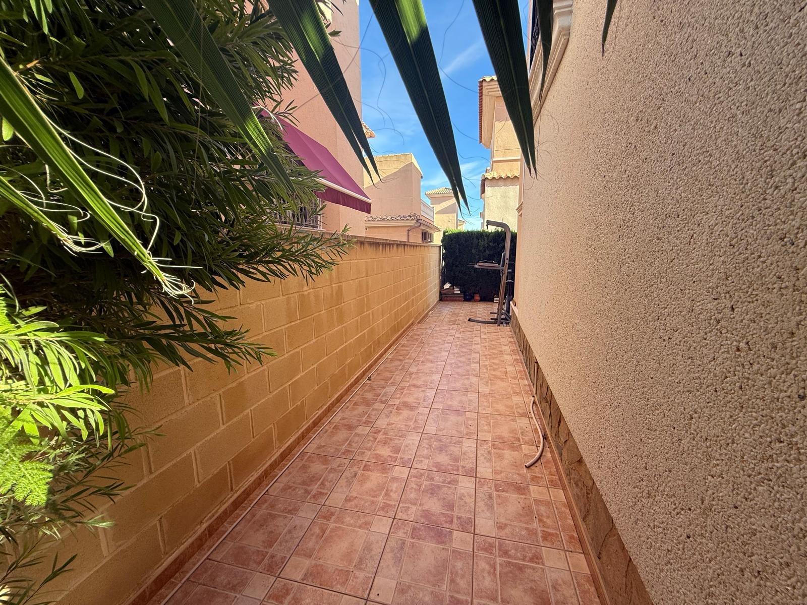 Huvila La Florida, Alicante, Espanja 3 makuuhuonetta, 200 m2 No. 139920