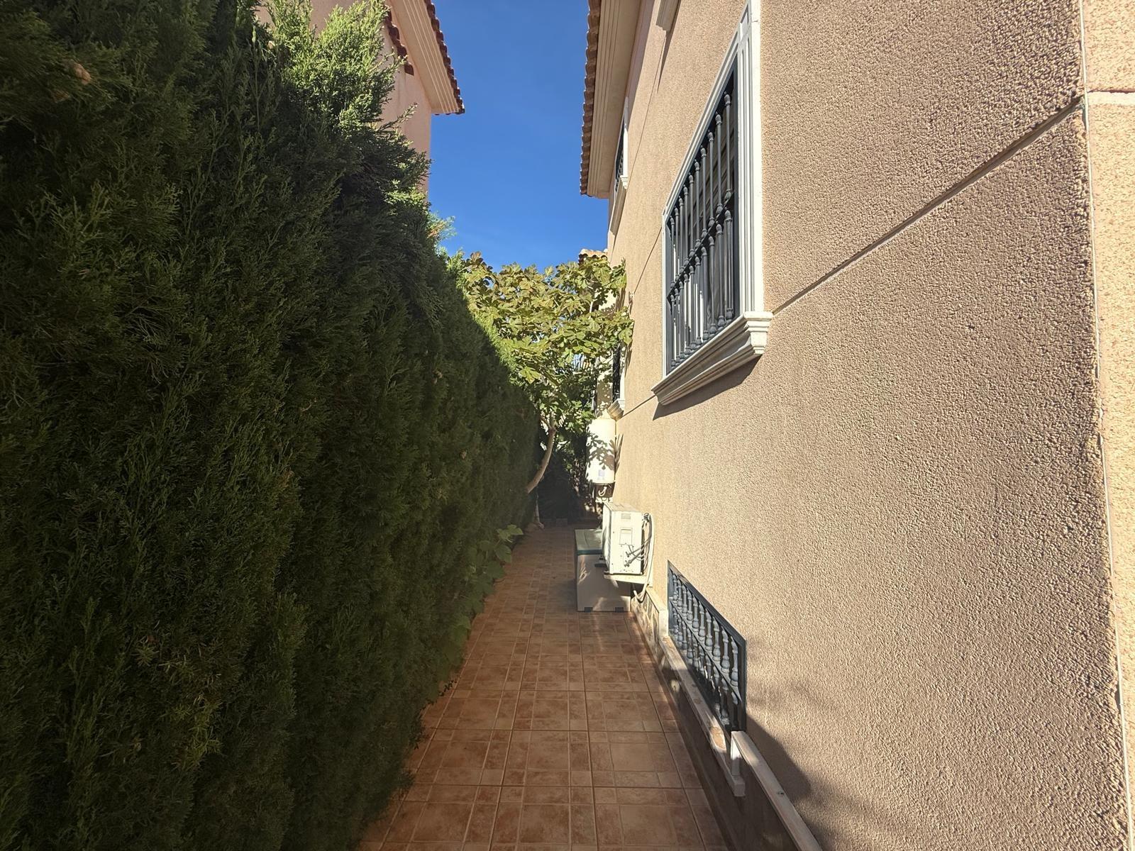Huvila La Florida, Alicante, Espanja 3 makuuhuonetta, 200 m2 No. 139920