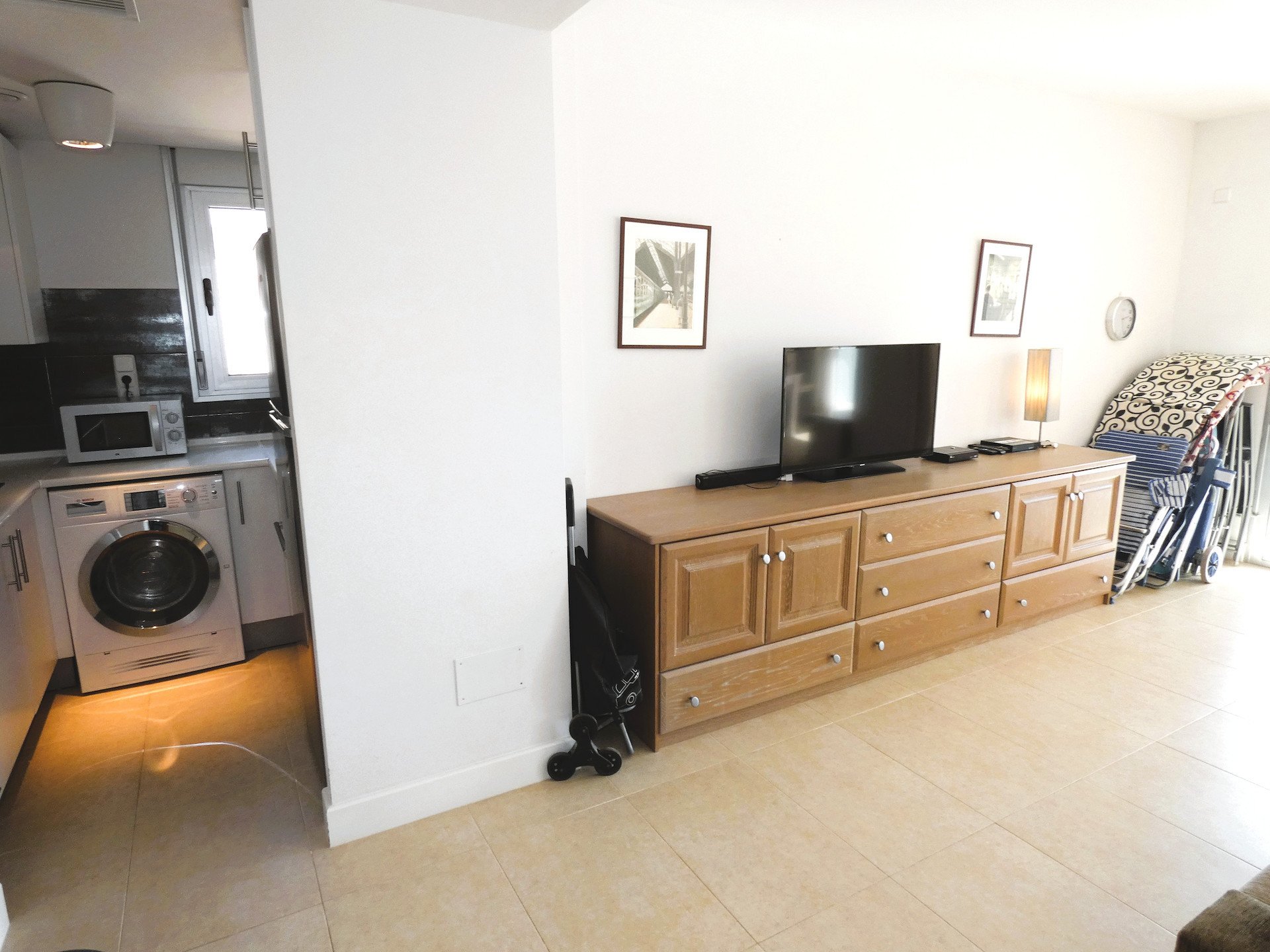 Apartment in Alicante, Spain 4 bedrooms, 112 sq.m. No. 139922