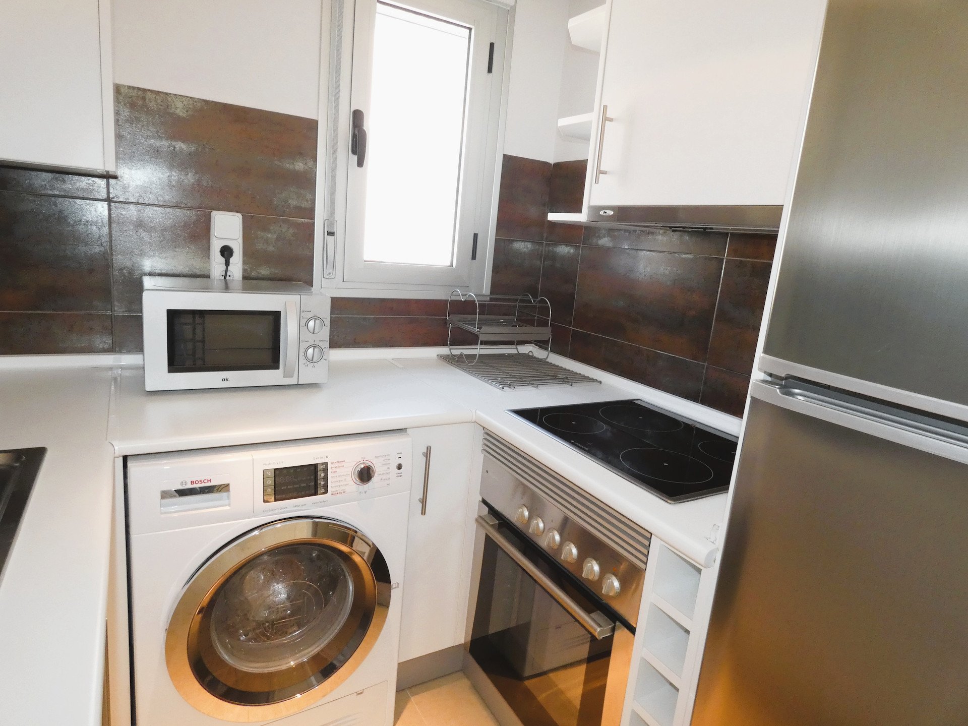 Apartment in Alicante, Spain 4 bedrooms, 112 sq.m. No. 139922