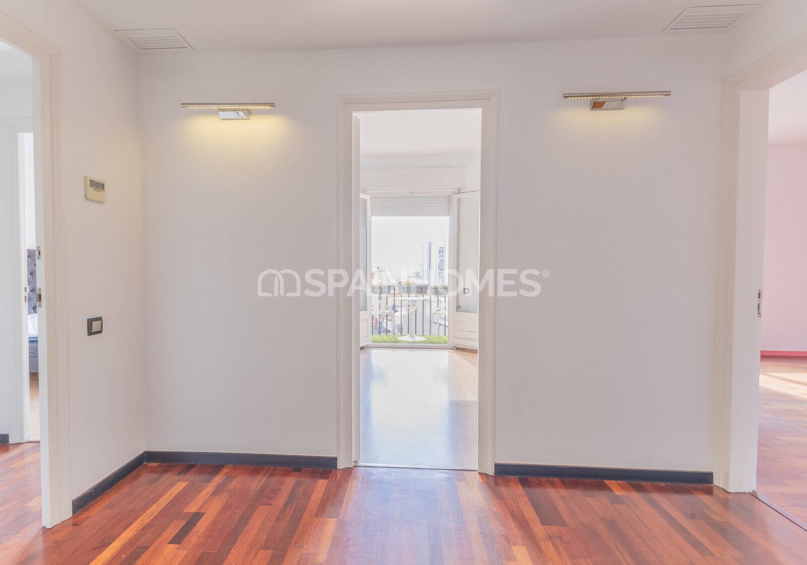 Dzīvoklis Barcelona, Spānijā 5 istabas, 223 m2 Nr. 177908