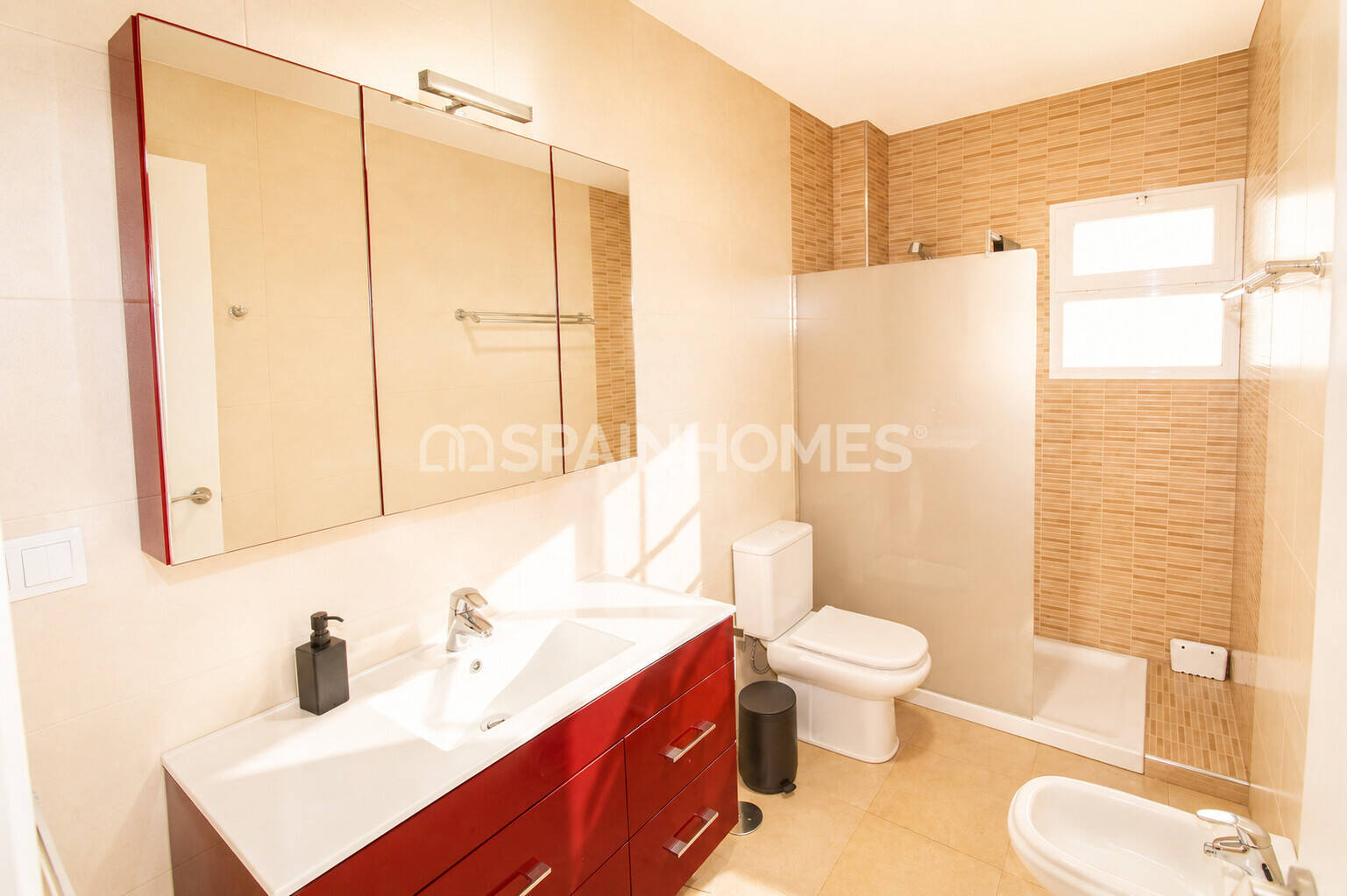 Villa in Orihuela, Alicante, Spain 5 bedrooms, 329 sq.m. No. 177909
