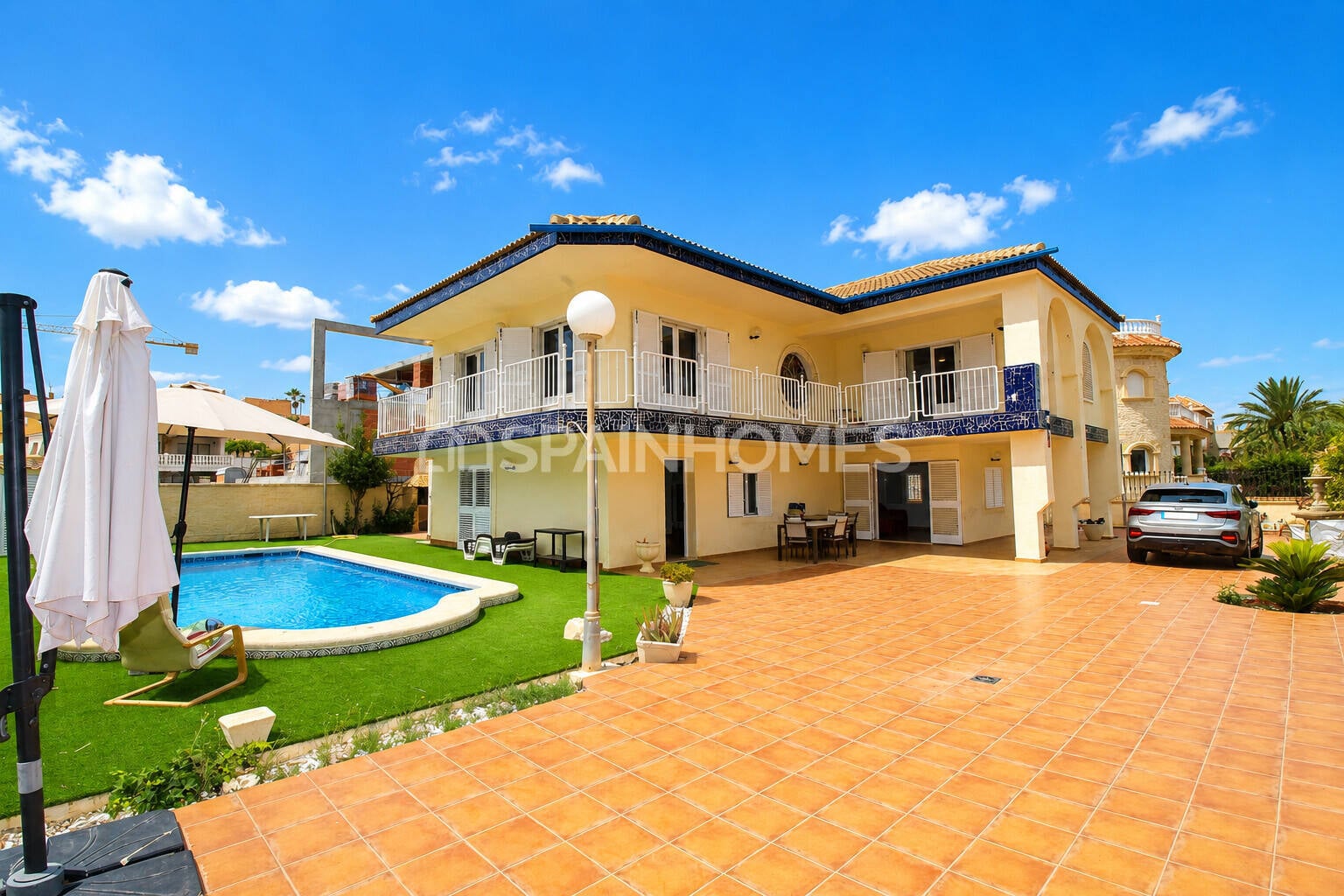Villa in Orihuela, Alicante, Spain 5 bedrooms, 329 sq.m. No. 177909