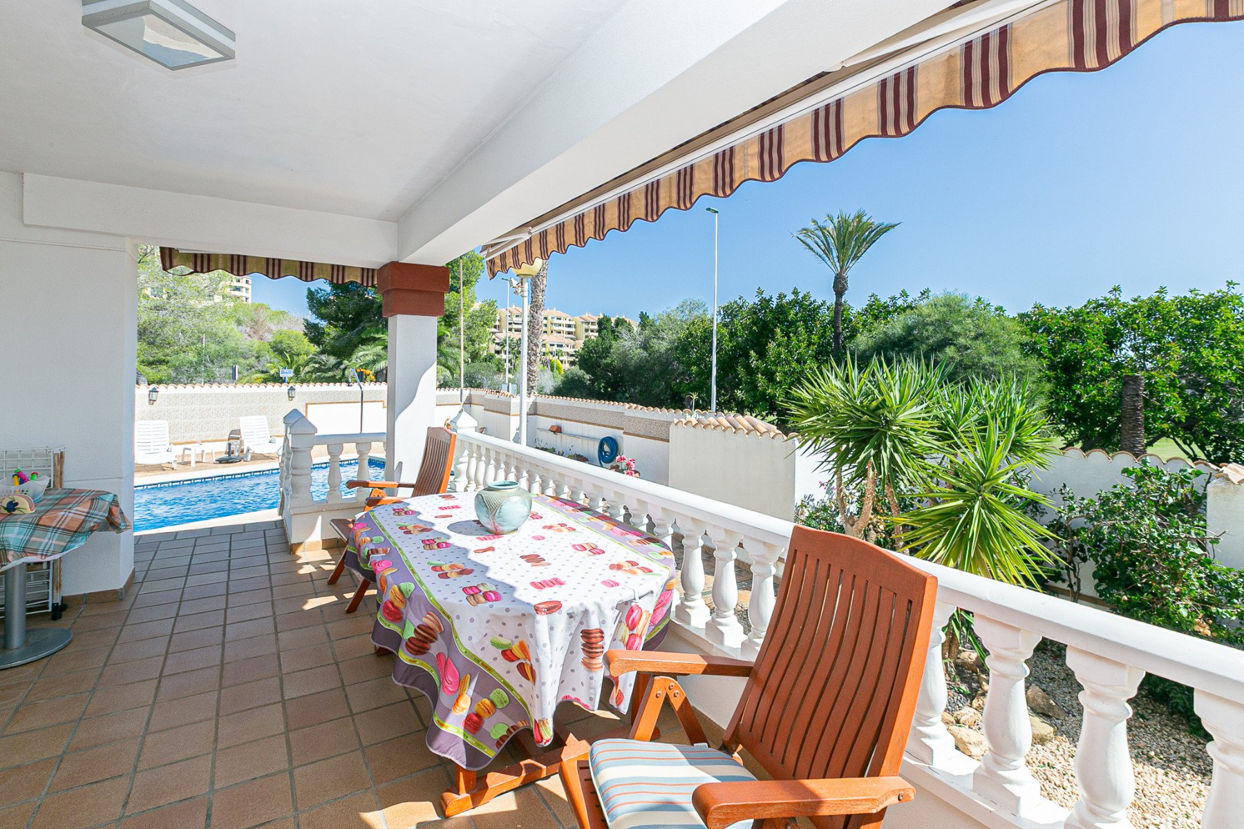 Villa à Dehesa De Campoamor, Alicante, Espagne 4 chambres, 185 m2 No. 188973