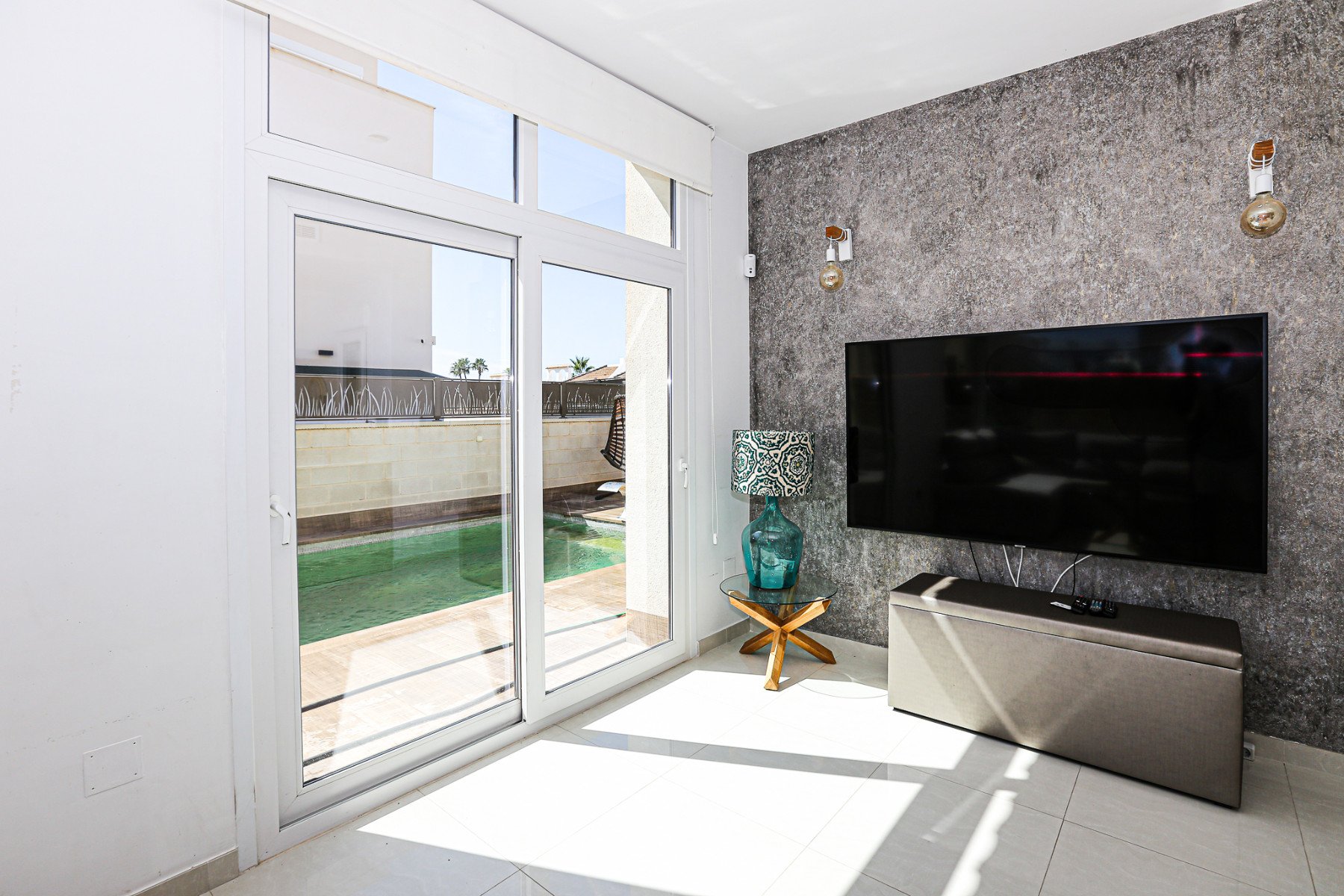 Villa à Alicante, Espagne 3 chambres, 101 m2 No. 188971