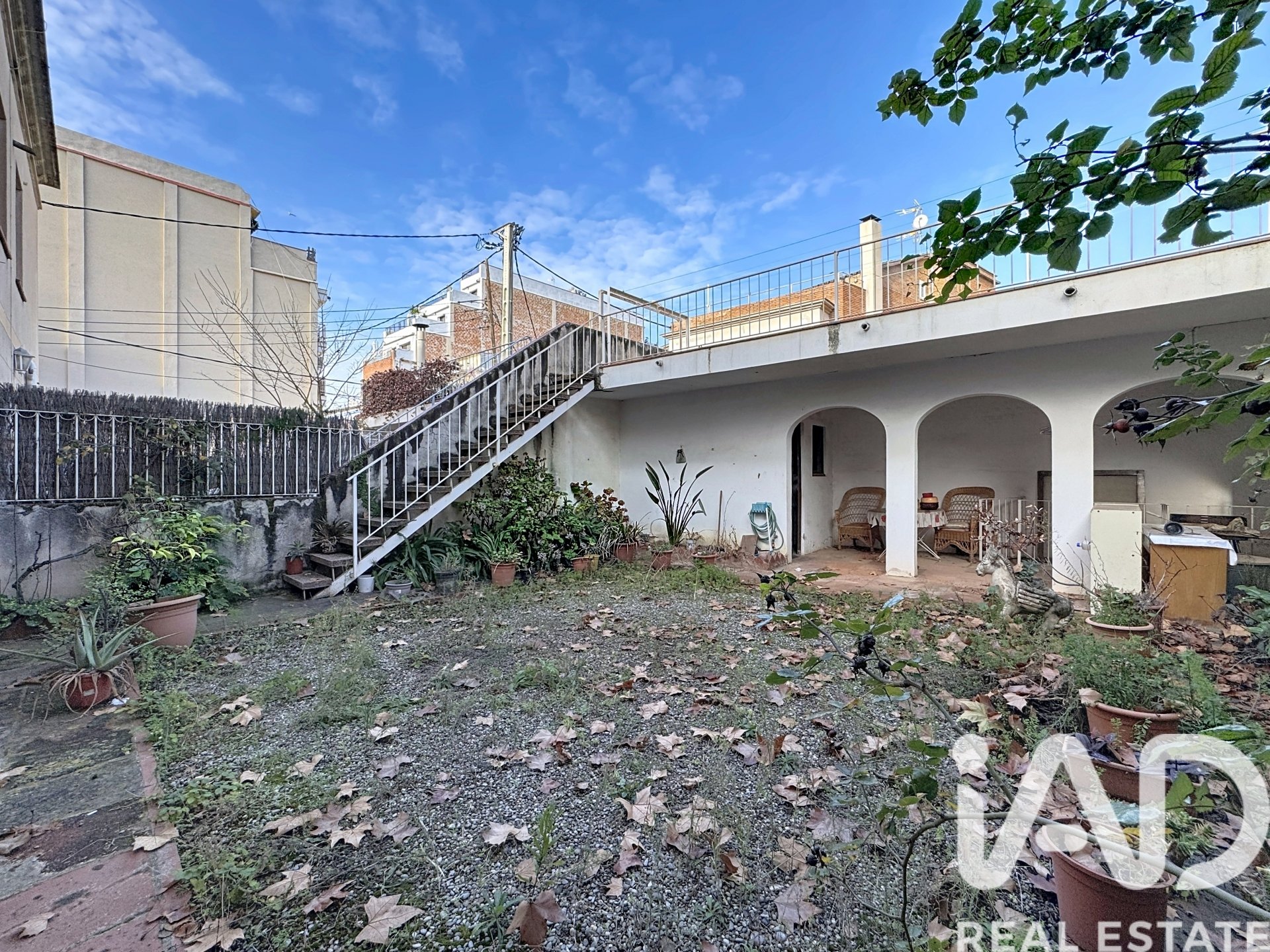 Rindu māja El Masnou, Barcelona, Spānijā 7 istabas, 224 m2 Nr. 172920