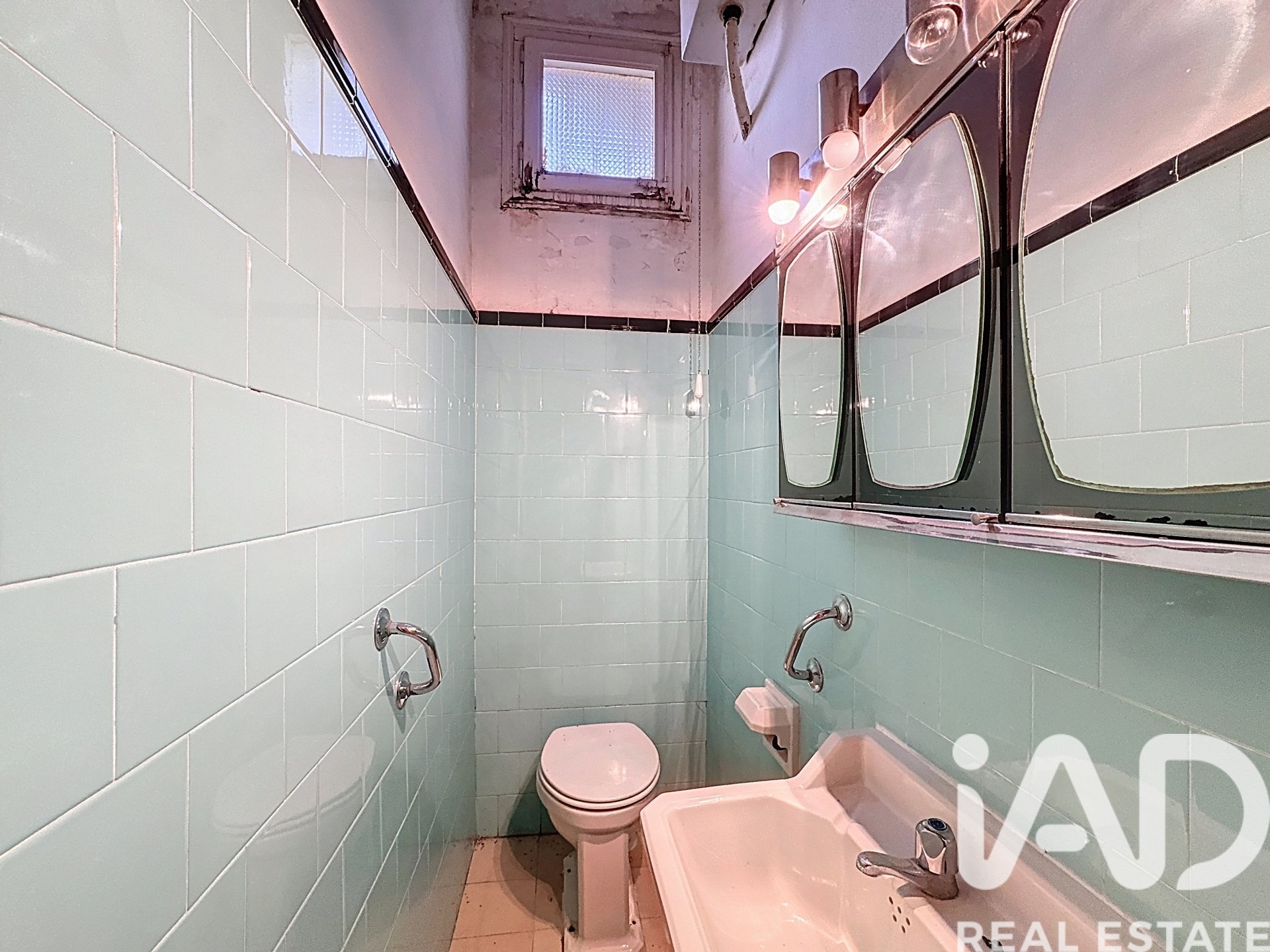 Rindu māja El Masnou, Barcelona, Spānijā 7 istabas, 224 m2 Nr. 172920