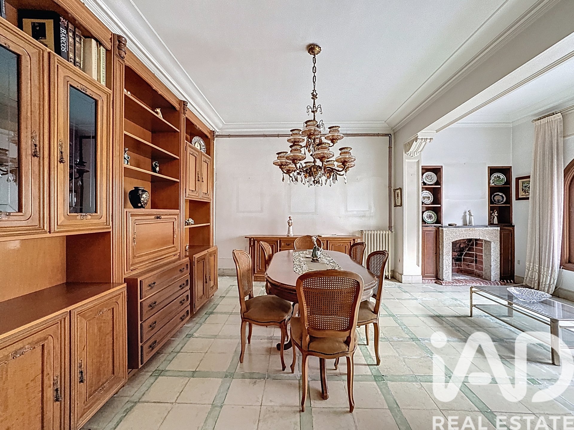 Rindu māja El Masnou, Barcelona, Spānijā 7 istabas, 224 m2 Nr. 172920