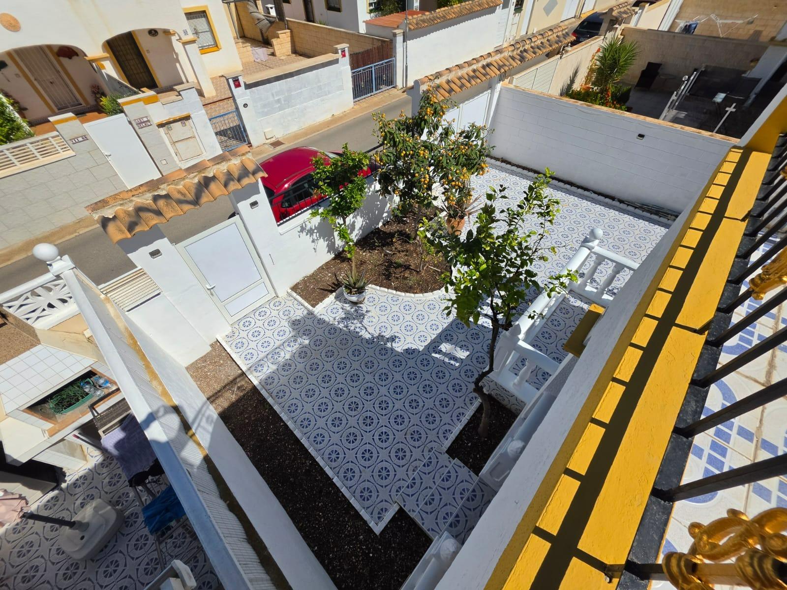 House in Torrevieja, Alicante, Spain 3 bedrooms,  No. 166040