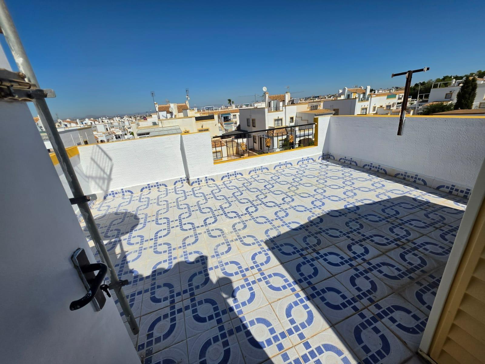 House in Torrevieja, Alicante, Spain 3 bedrooms,  No. 166040