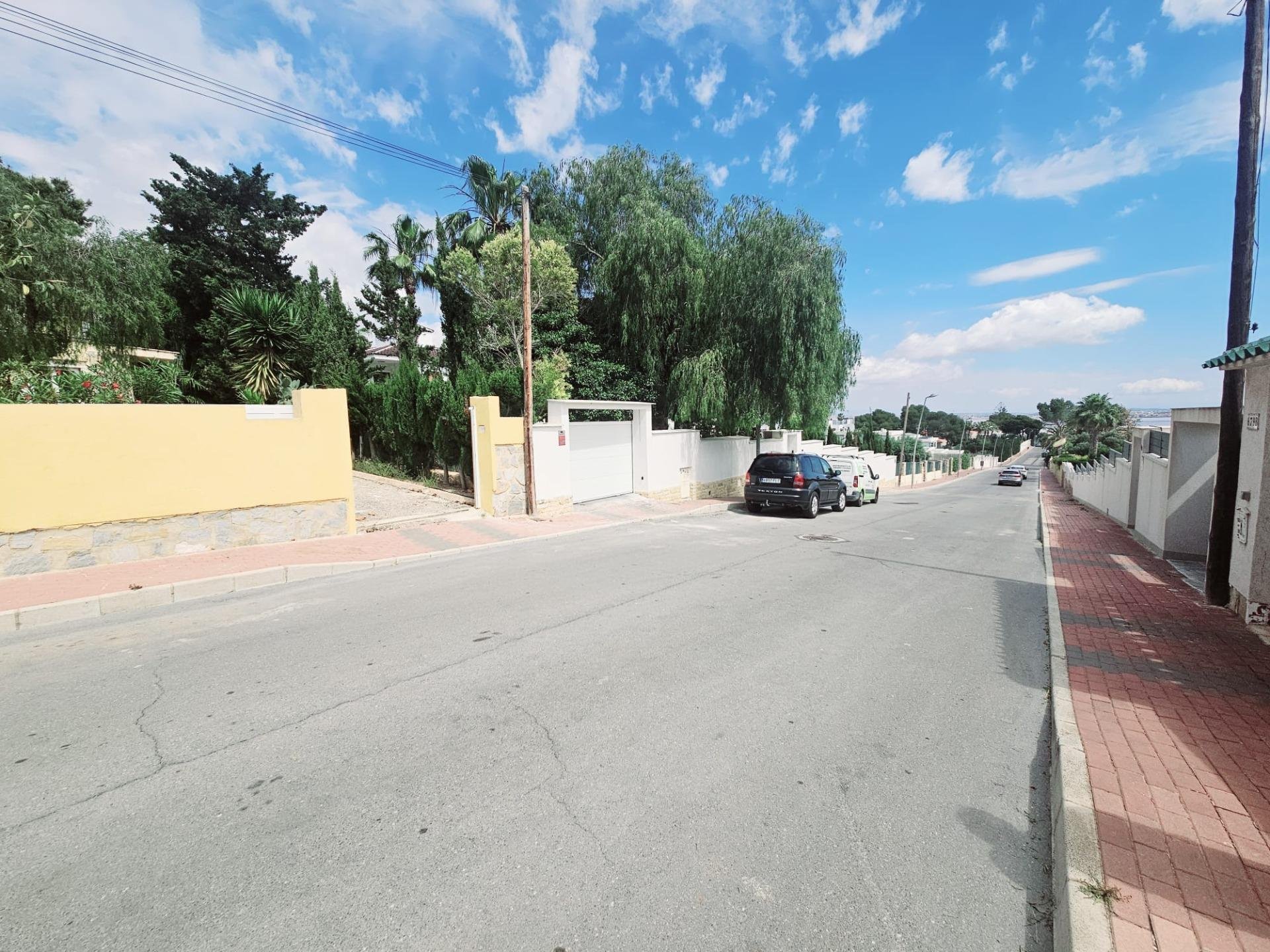Lägenhet i Torrevieja, Alicante, Spanien 4 sovrum, 150 kvm. Nr. 166038