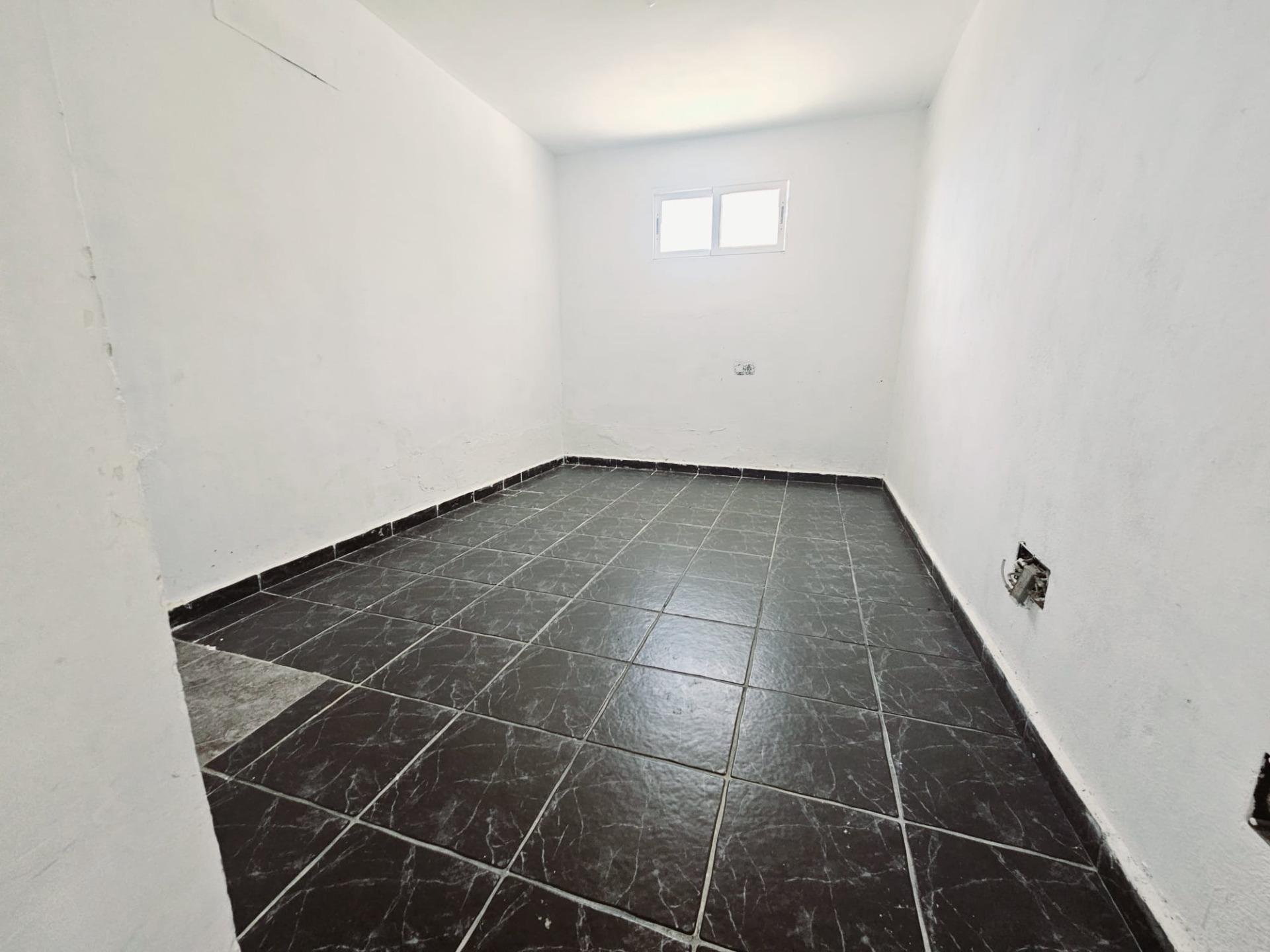 Lägenhet i Torrevieja, Alicante, Spanien 4 sovrum, 150 kvm. Nr. 166038