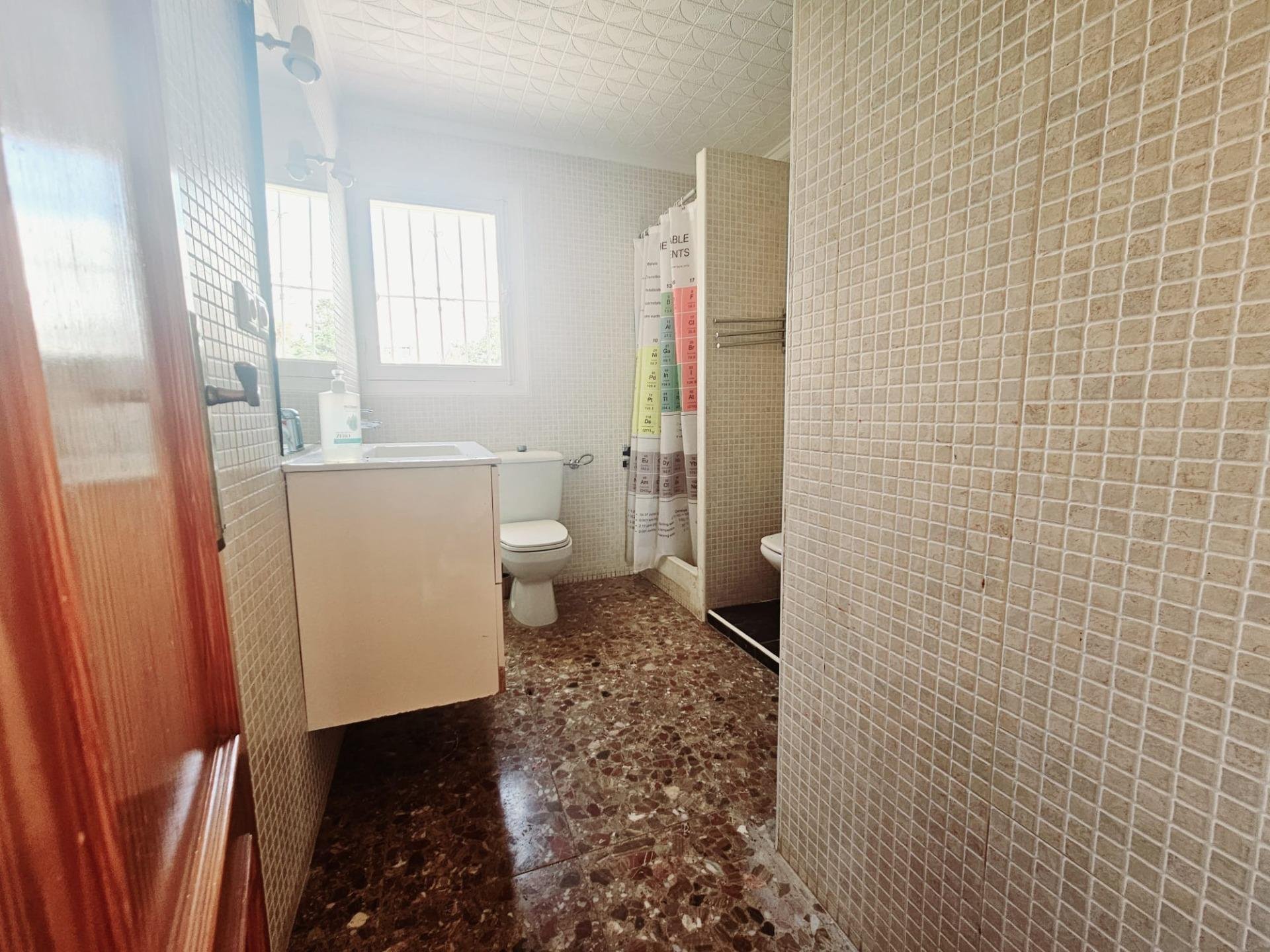 Lägenhet i Torrevieja, Alicante, Spanien 4 sovrum, 150 kvm. Nr. 166038