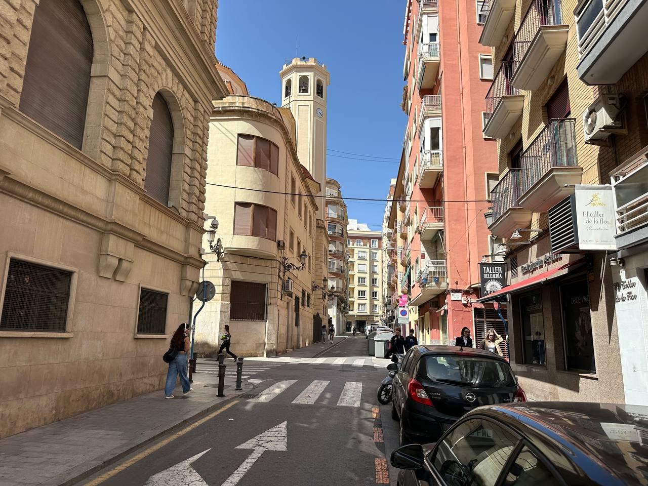 Apartamento en Alicante, España 2 dormitorios, 90 m2 No. 166036