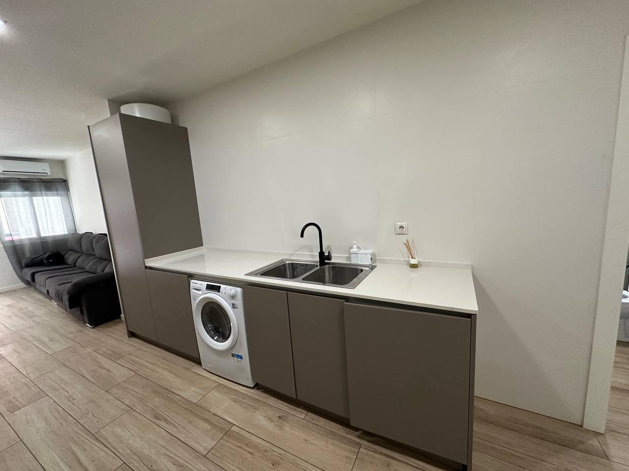 Apartamento en Alicante, España 2 dormitorios, 90 m2 No. 166036