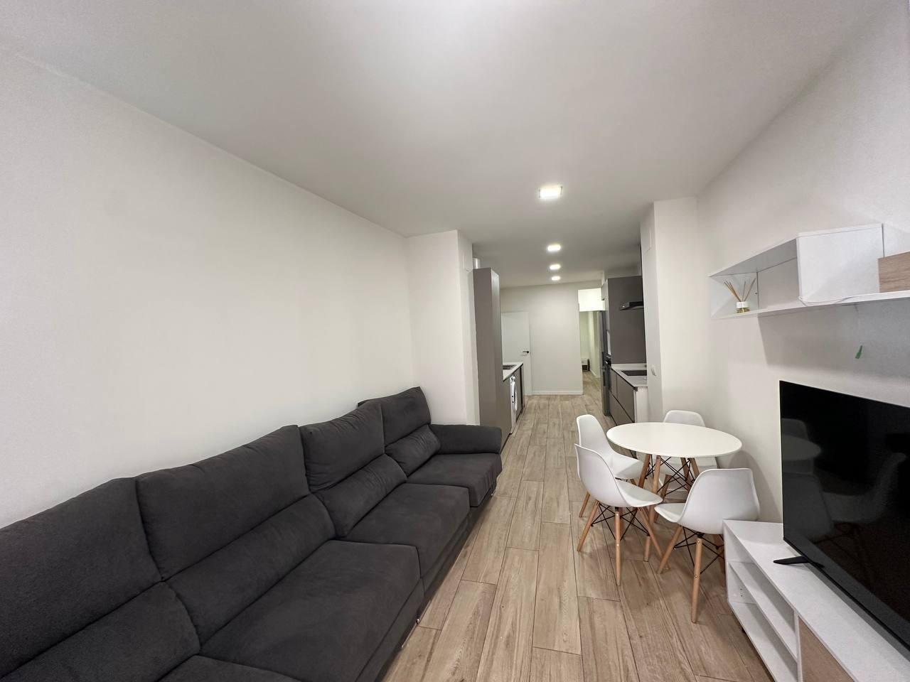 Apartamento en Alicante, España 2 dormitorios, 90 m2 No. 166036