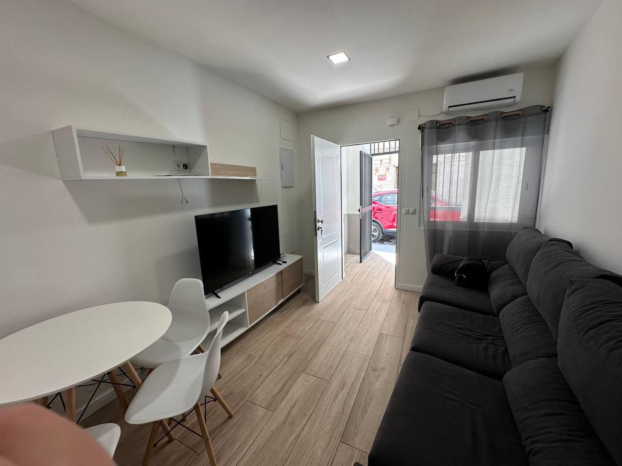 Apartamento en Alicante, España 2 dormitorios, 90 m2 No. 166036