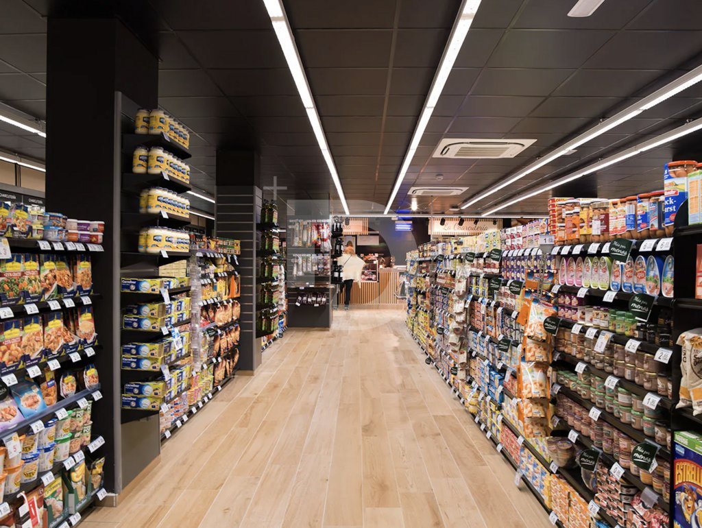 Myymälä L'Eixample, Barcelona, Espanja 691 m2 No. 151966