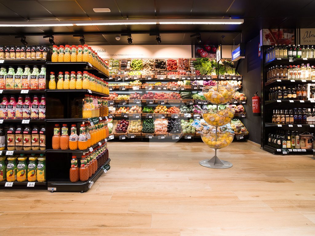 Myymälä L'Eixample, Barcelona, Espanja 691 m2 No. 151966