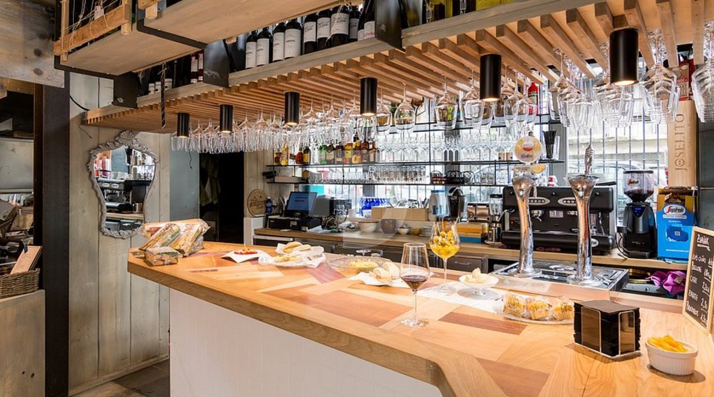 Kahvila / Ravintola Ciutat Vella, Barcelona, Espanja 153 m2 No. 151962
