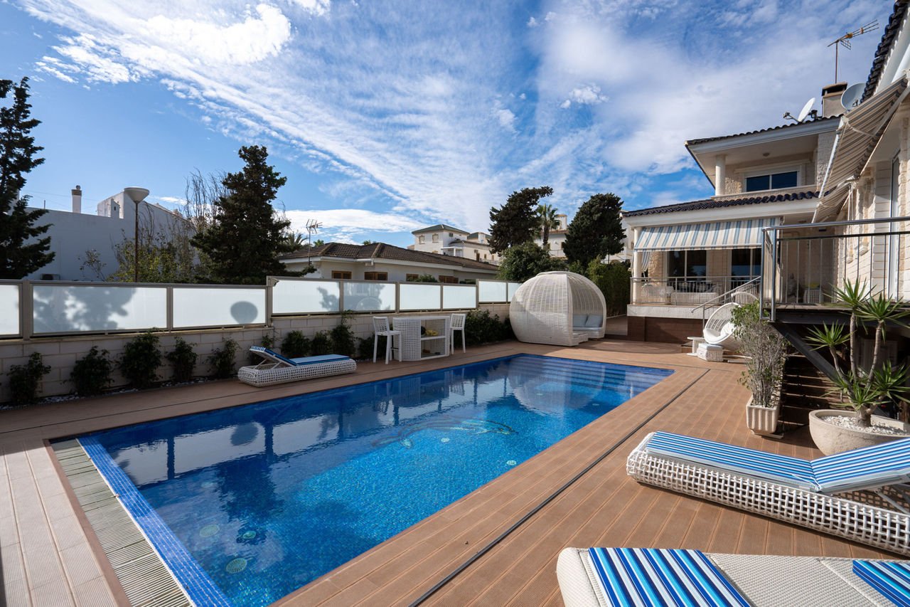 Villa in La Mata, Alicante, Spanien 5 Schlafzimmer, 469 m2 Nr. 194238