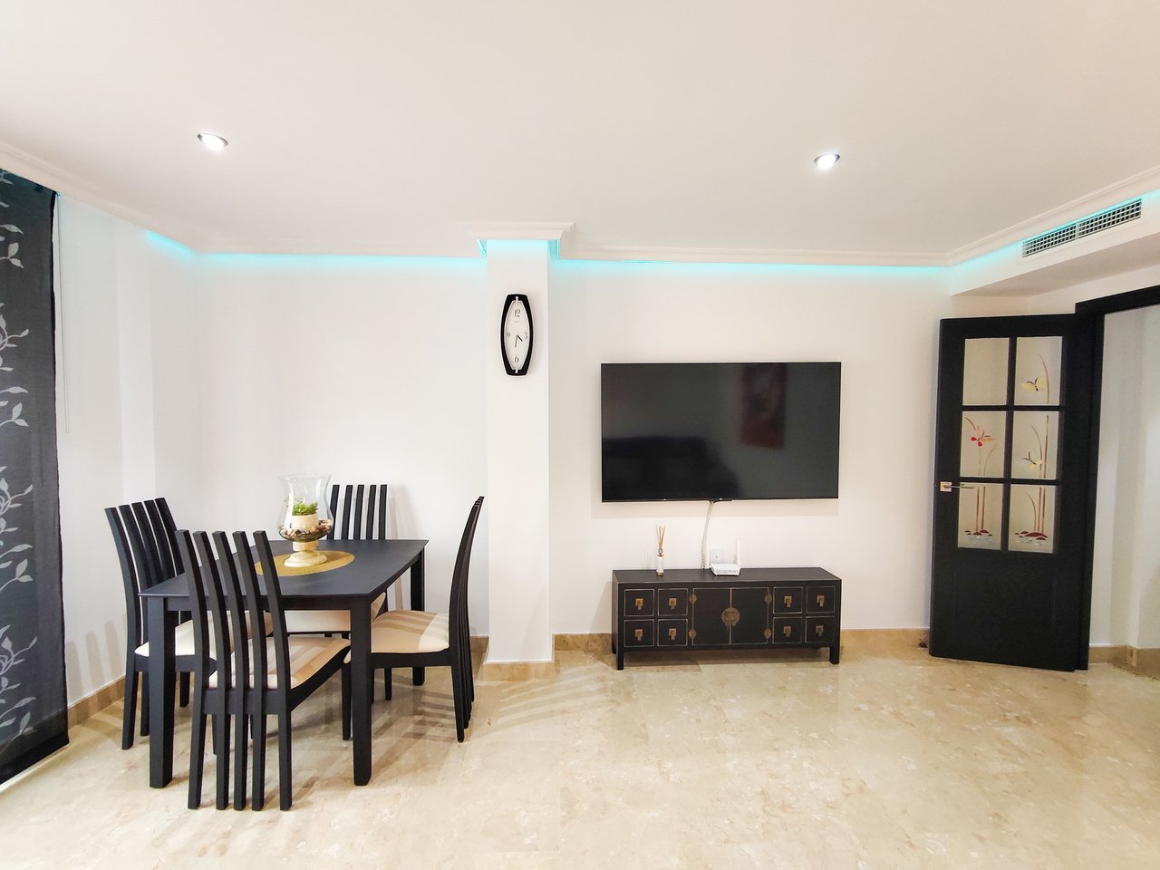 Huoneisto Torrevieja, Alicante, Espanja 3 makuuhuonetta, 109 m2 No. 194235