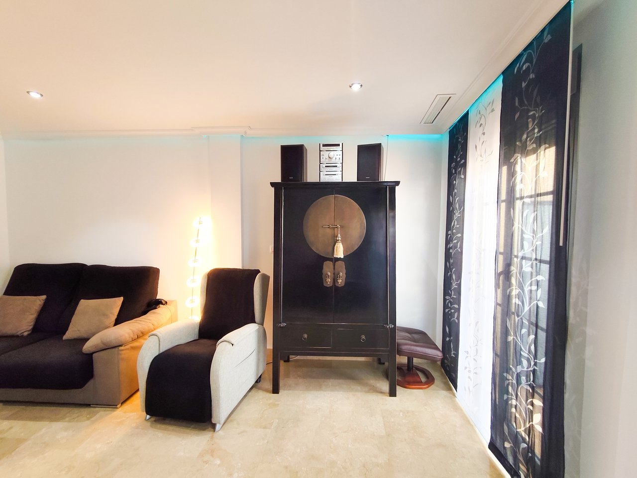 Huoneisto Torrevieja, Alicante, Espanja 3 makuuhuonetta, 109 m2 No. 194235