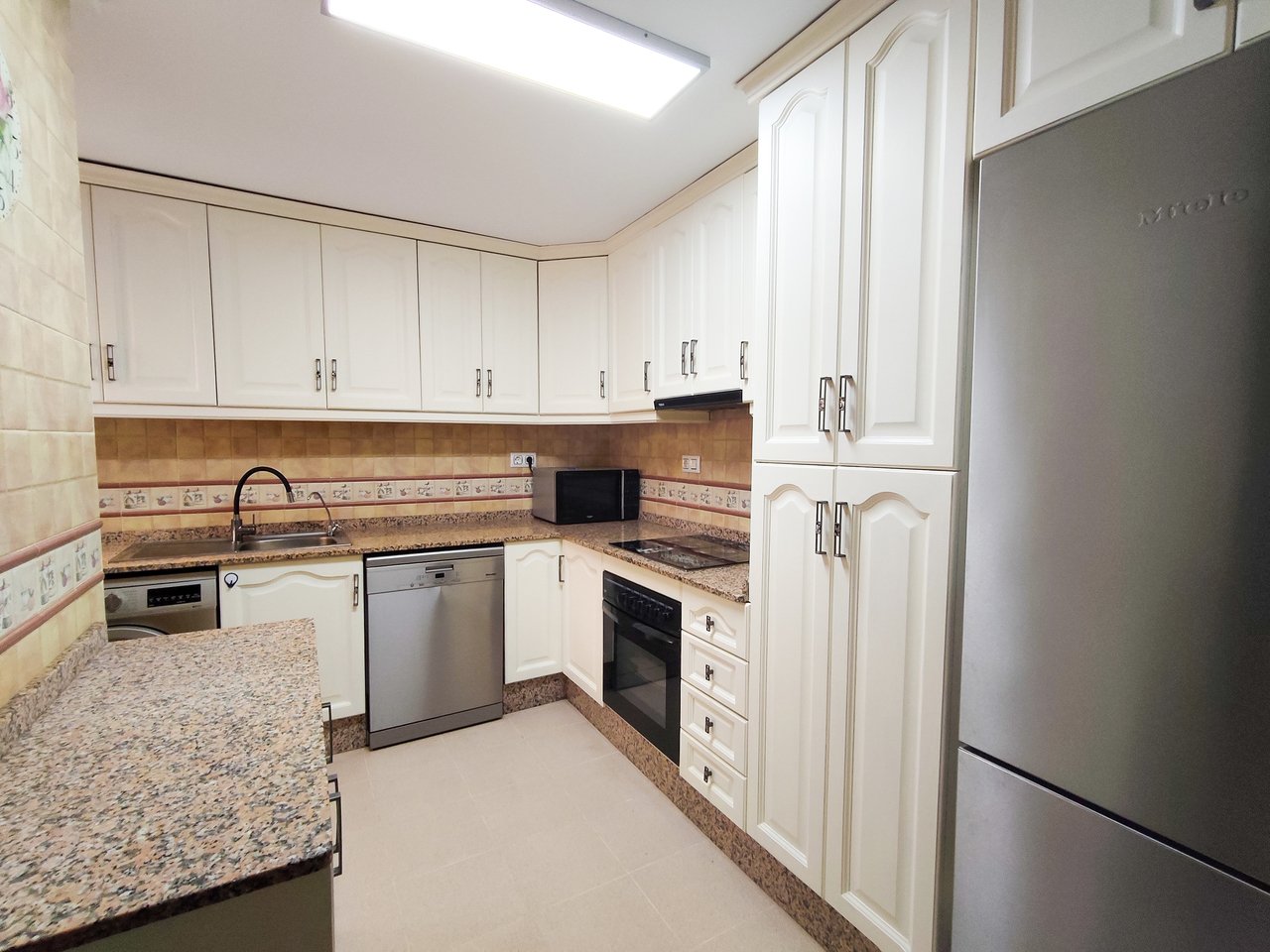 Huoneisto Torrevieja, Alicante, Espanja 3 makuuhuonetta, 109 m2 No. 194235