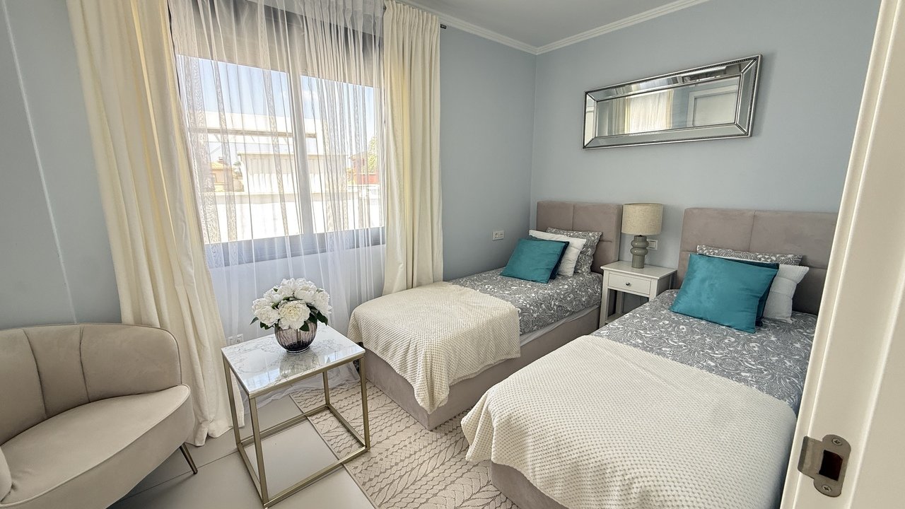 Townhouse in Cabo Roig, Alicante, Spanien 3 Schlafzimmer,  Nr. 194237