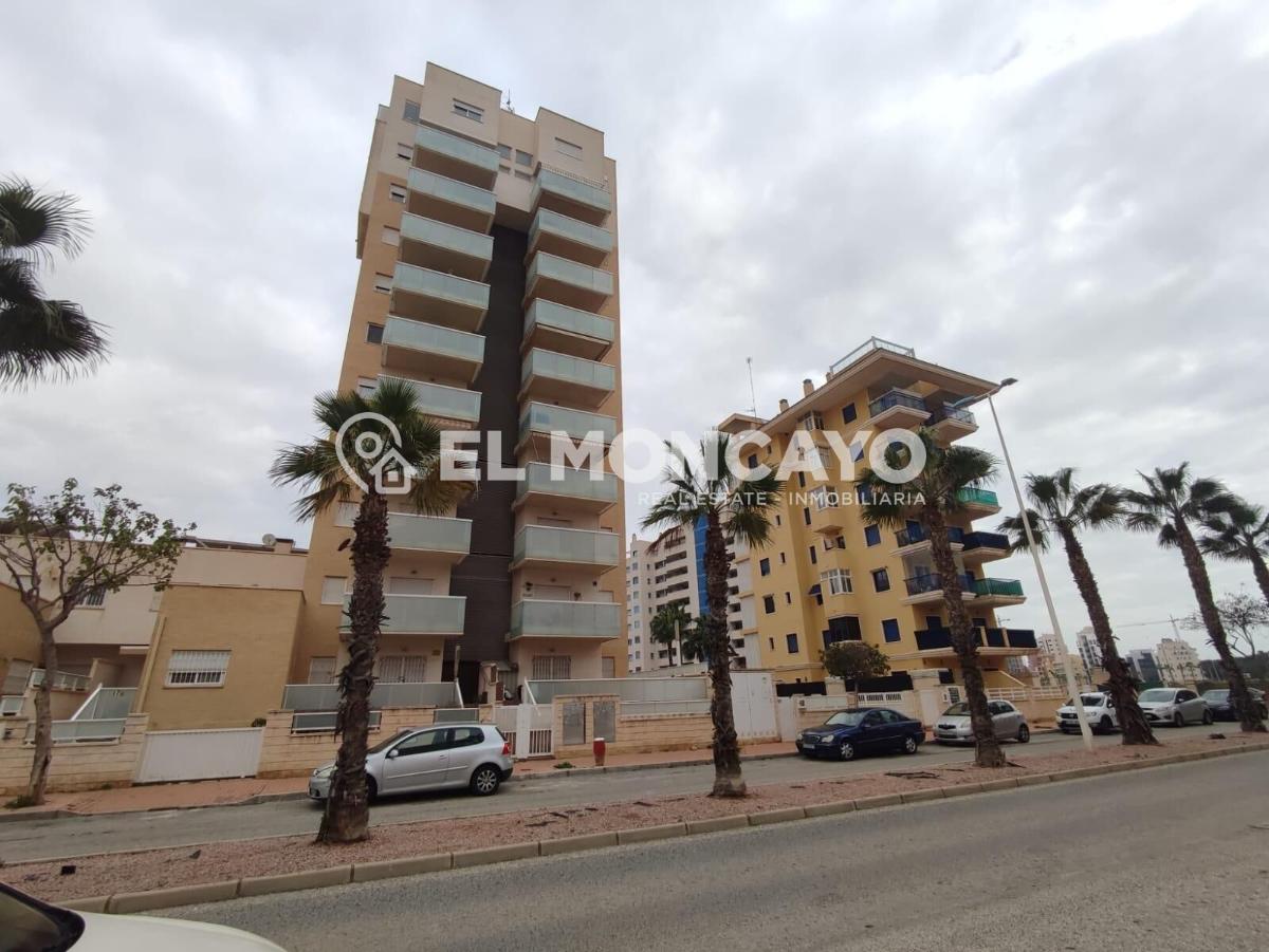 Apartamento en Guardamar del Segura, Alicante, España 2 dormitorios, 74 m2 No. 183810