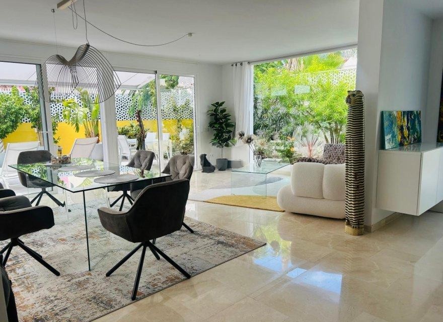Villa in Tenerife, Spain 3 bedrooms, 168 sq.m. No. 194731
