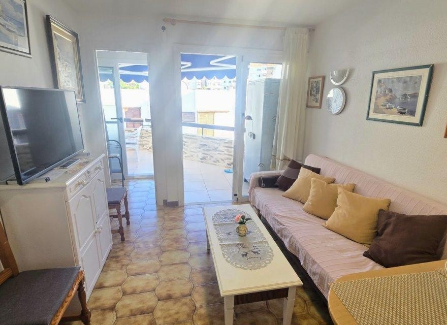 Apartamento en Los Cristianos, Tenerife, España 2 dormitorios, 46 m2 No. 194728