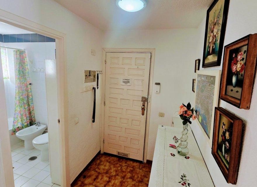 Apartamento en Los Cristianos, Tenerife, España 2 dormitorios, 46 m2 No. 194728