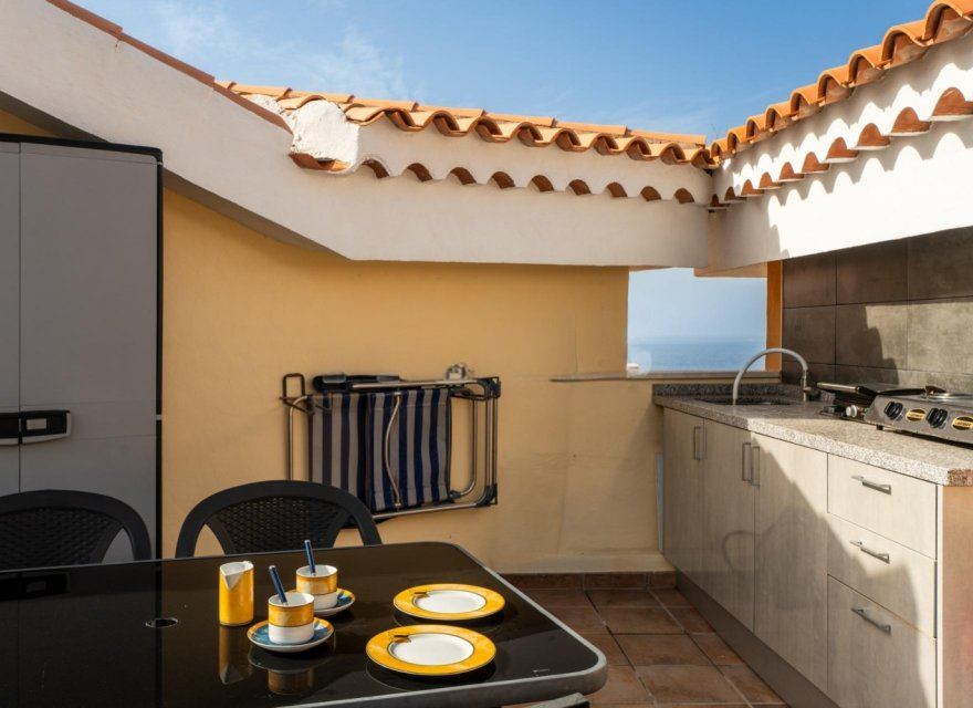 Dzīvoklis Los Cristianos, Tenerife, Spānijā 2 istabas, 145 m2 Nr. 194725