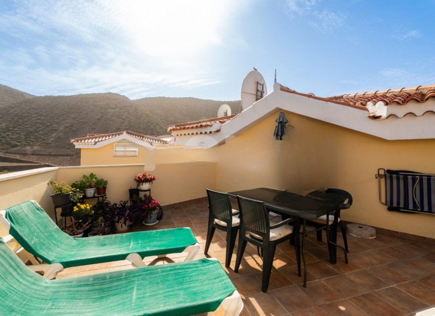 Dzīvoklis Los Cristianos, Tenerife, Spānijā 2 istabas, 145 m2 Nr. 194725