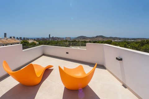 Villa en Benidorm, Alicante, España 3 dormitorios, 140 m2 No. 144759
