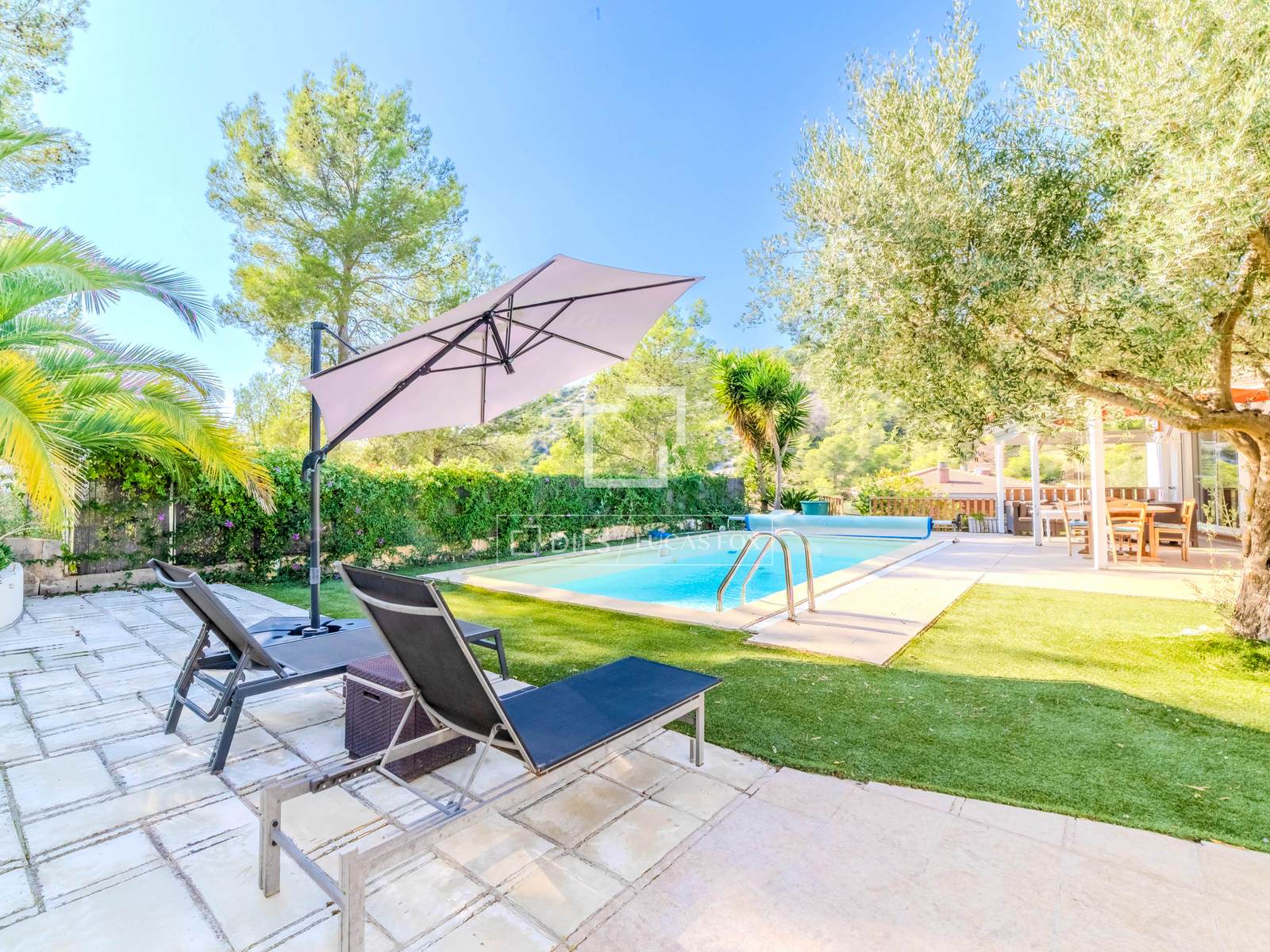 Villa à Sitges, Barcelona, Espagne 4 chambres, 181 m2 No. 150299