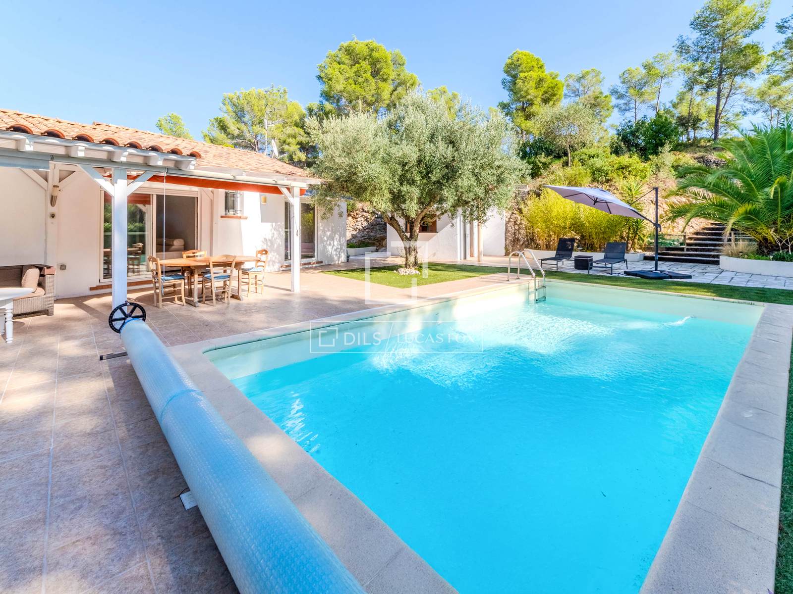 Villa à Sitges, Barcelona, Espagne 4 chambres, 181 m2 No. 150299
