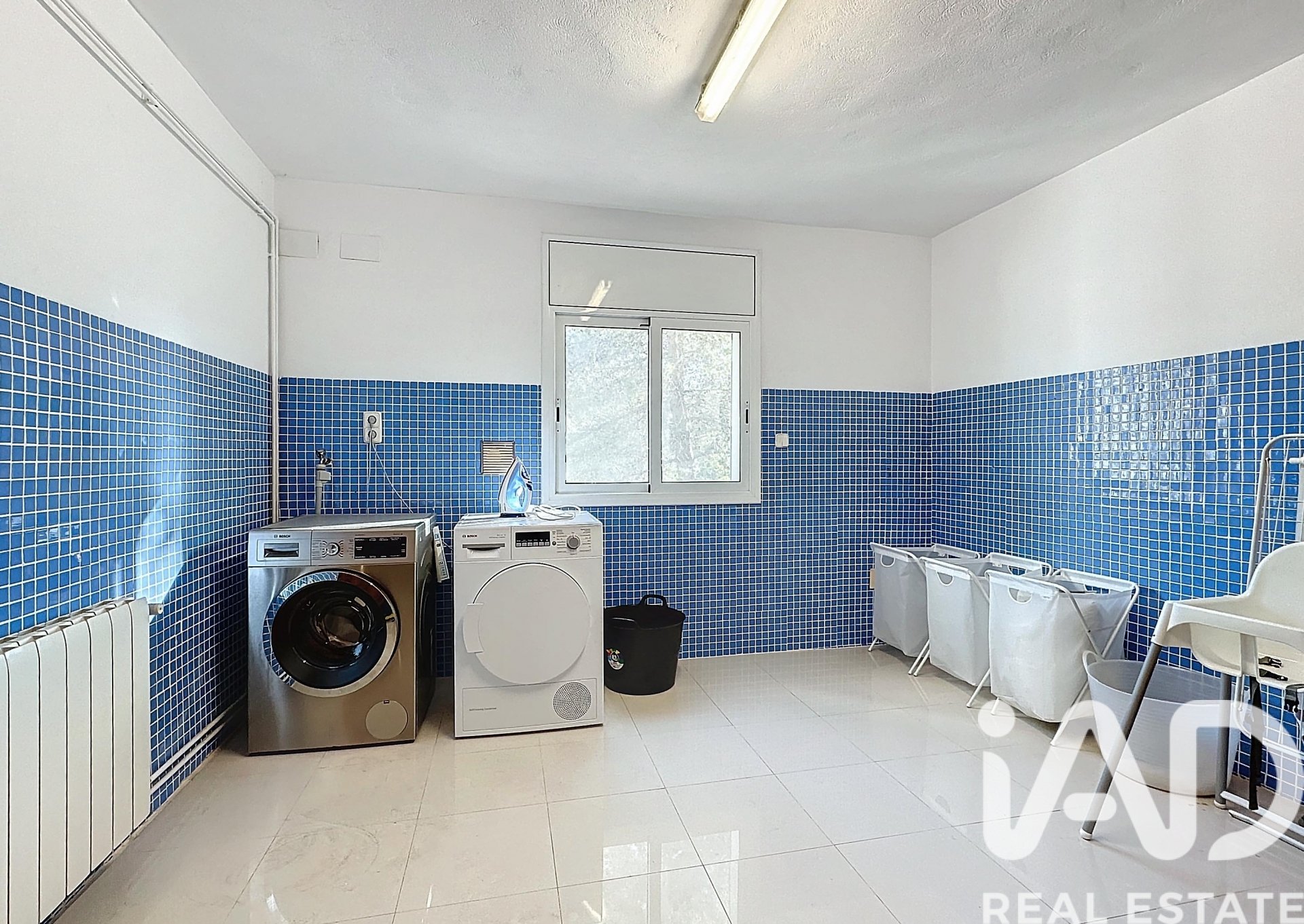 Talo Olivella, Barcelona, Espanja 6 makuuhuonetta, 360 m2 No. 172501