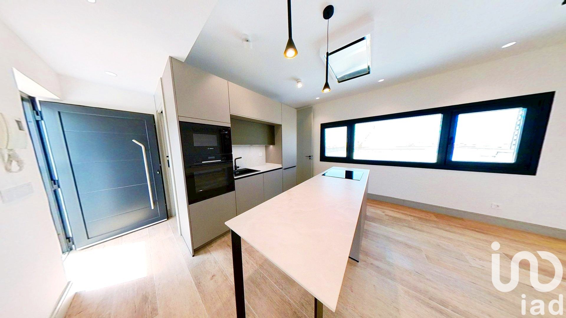 Penthouse in Madrid, Spain 2 bedrooms, 121 sq.m. No. 153417