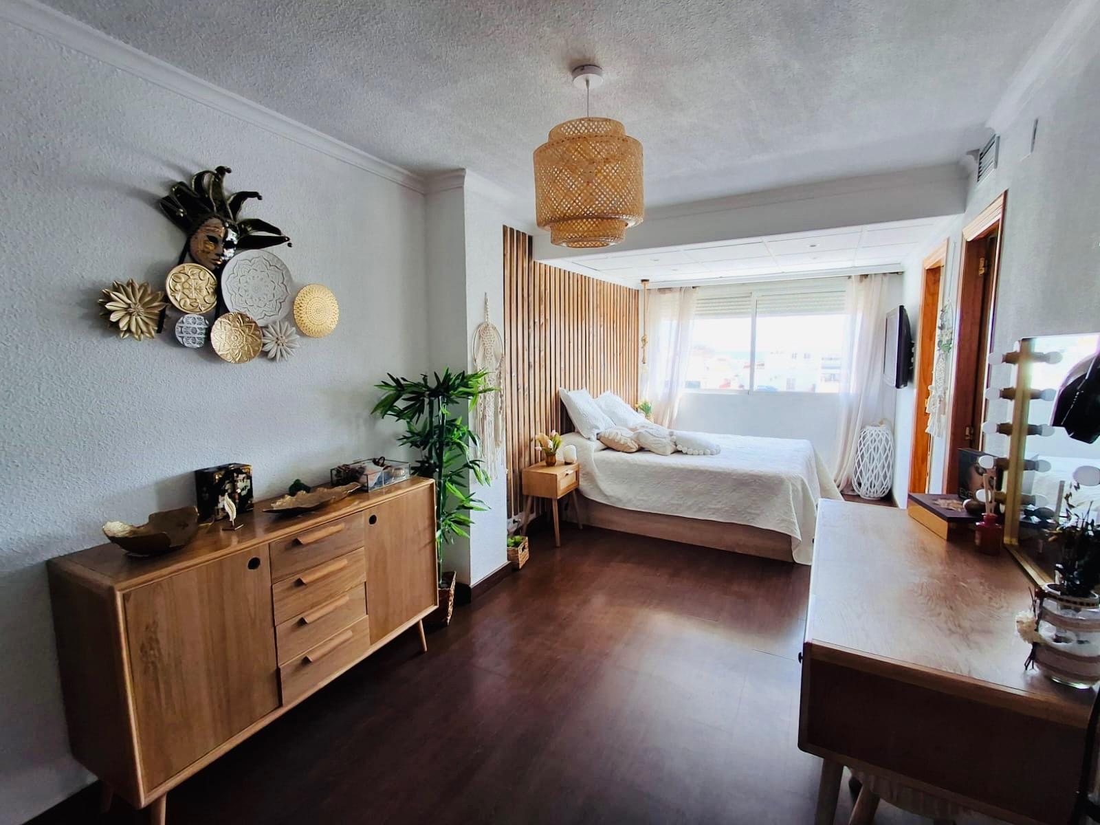 Apartment in Benidorm, Alicante, Spain 125 sq.m. No. 191725