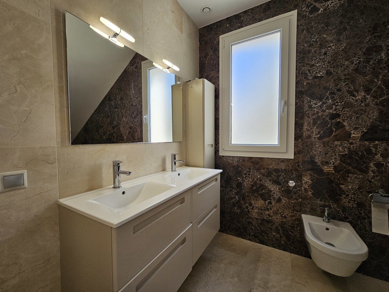 Villa in La Zenia, Alicante, Spanien 5 Schlafzimmer, 306 m2 Nr. 139500