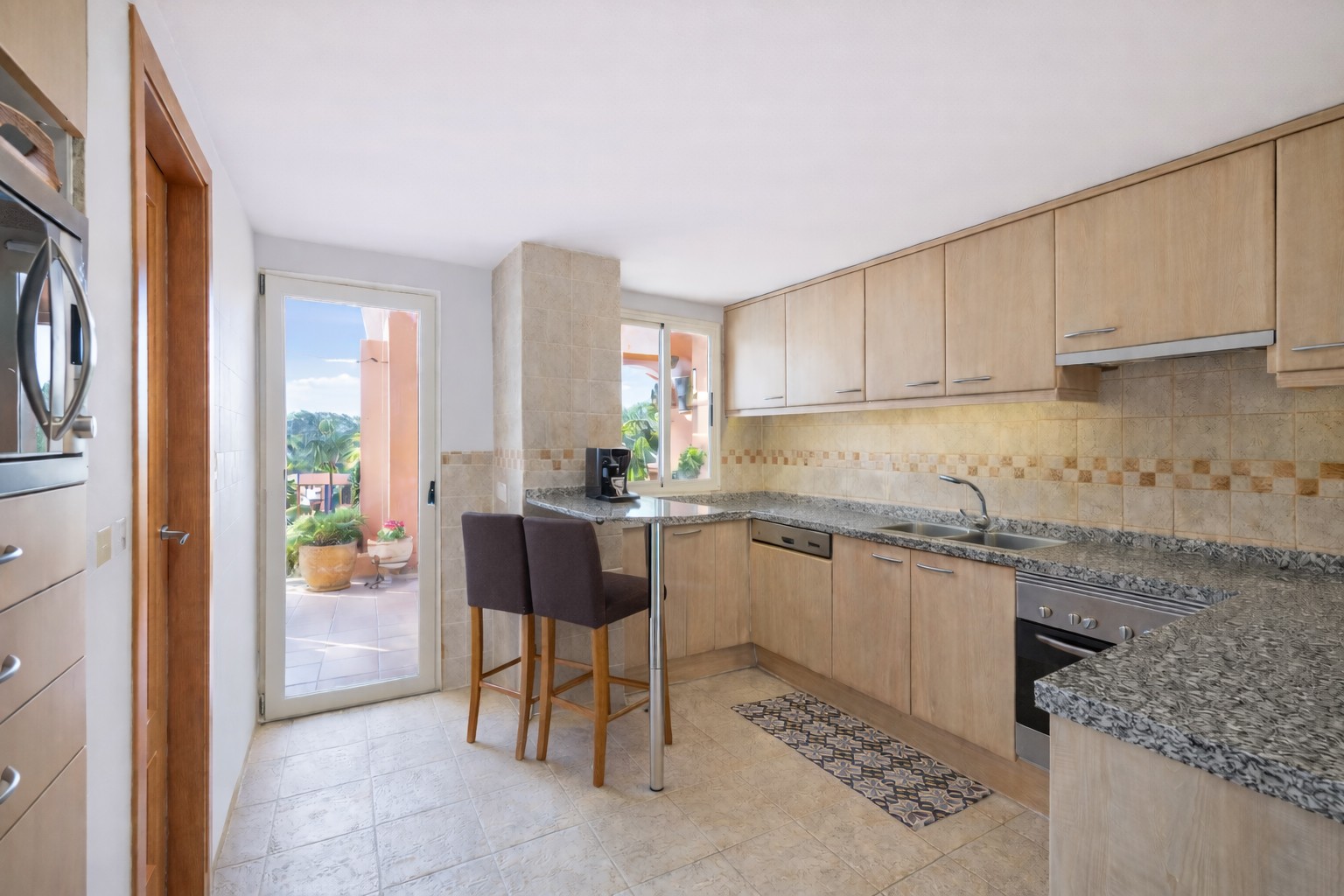 Apartamento en Santa Ponsa, Mallorca, España 3 dormitorios, 194 m2 No. 179988